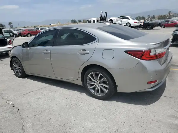 JTHBW1GG4G2121384 2016 LEXUS ES - Image 2