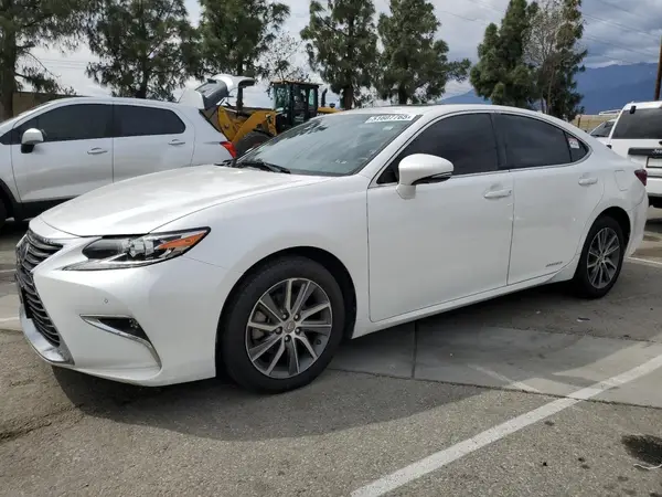 JTHBW1GG4G2131638 2016 LEXUS ES - Image 1