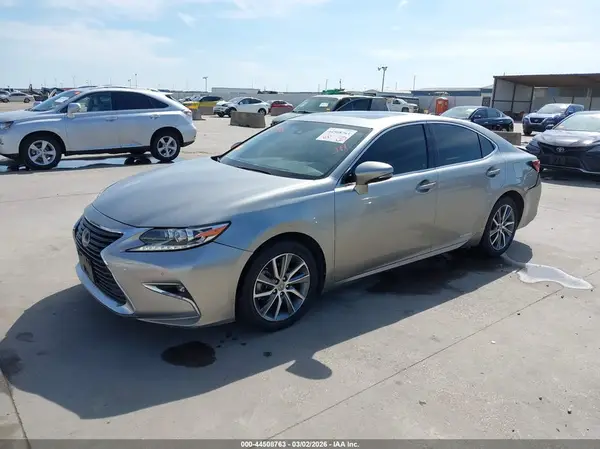 JTHBW1GG4H2137909 2017 LEXUS ES - Image 2