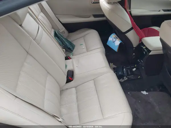 JTHBW1GG4J2190342 2018 LEXUS ES - Image 8