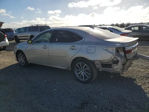 JTHBW1GG5G2106652 2016 LEXUS ES - Image 2