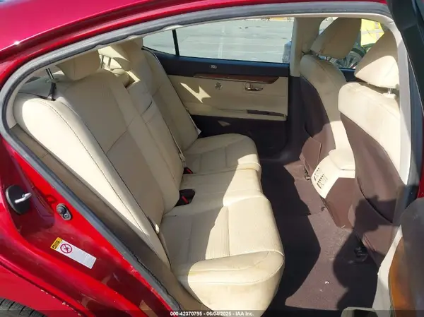 JTHBW1GG5J2193461 2018 LEXUS ES - Image 8