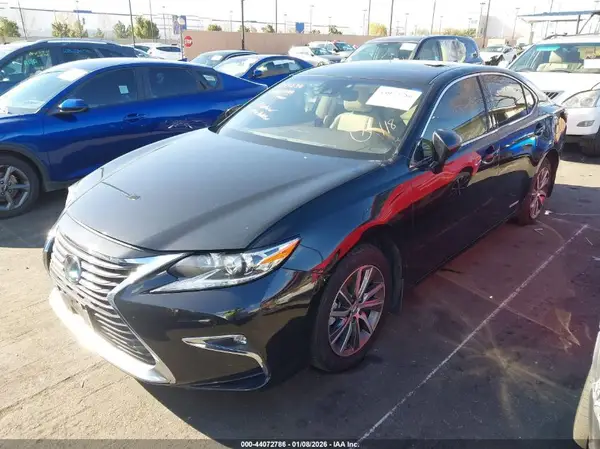 JTHBW1GG6G2111391 2016 LEXUS ES - Image 2