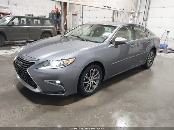 JTHBW1GG6G2117191 2016 LEXUS ES - Image 2