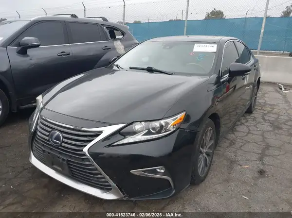 JTHBW1GG6G2120155 2016 LEXUS ES - Image 2