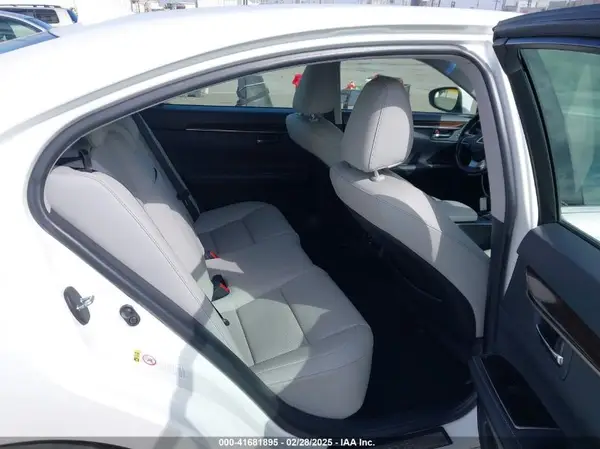 JTHBW1GG6H2135367 2017 LEXUS ES - Image 8
