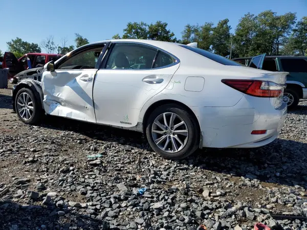 JTHBW1GG6H2151388 2017 LEXUS ES - Image 2