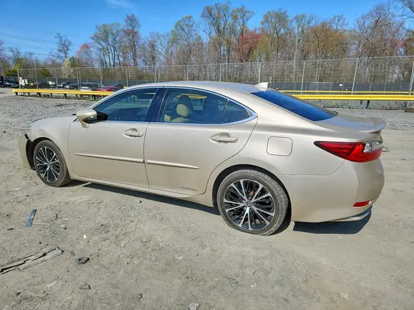 JTHBW1GG7G2102084 2016 LEXUS ES - Image 2