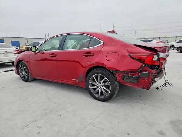 JTHBW1GG7G2106250 2016 LEXUS ES - Image 2