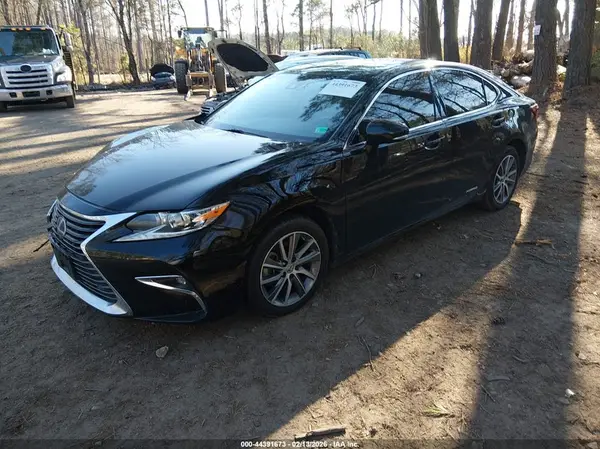 JTHBW1GG7G2121668 2016 LEXUS ES - Image 2