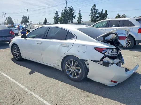 JTHBW1GG7G2121704 2016 LEXUS ES - Image 2