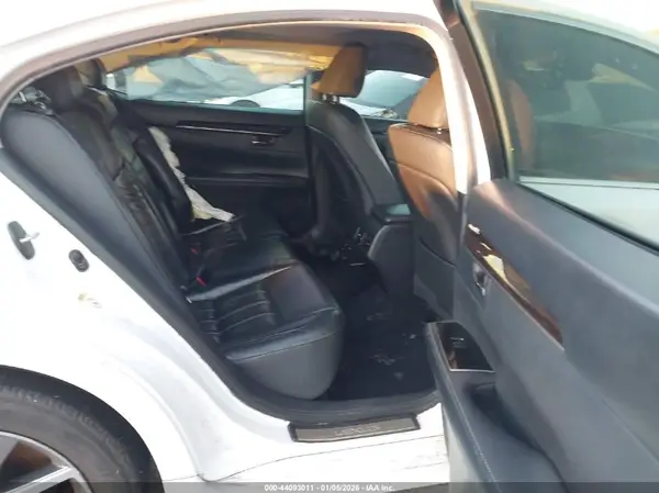 JTHBW1GG7H2134566 2017 LEXUS ES - Image 8