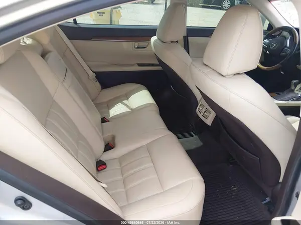 JTHBW1GG7J2181909 2018 LEXUS ES - Image 8