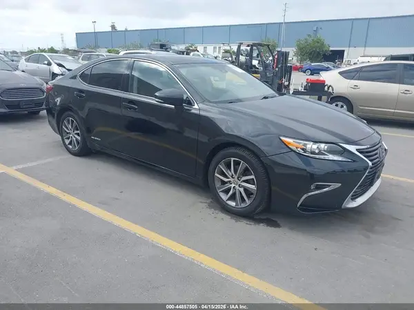 JTHBW1GG7J2186396 2018 LEXUS ES - Image 1