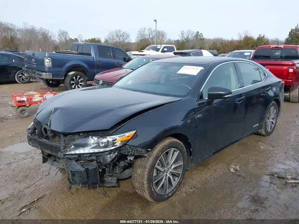 JTHBW1GG8G2106001 2016 LEXUS ES - Image 2