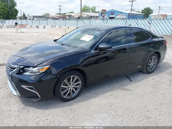 JTHBW1GG8G2119900 2016 LEXUS ES - Image 2
