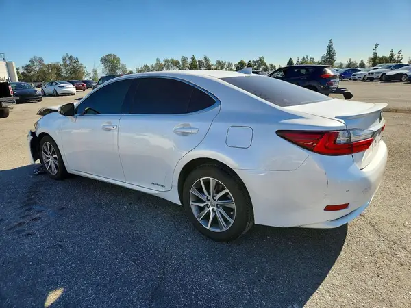 JTHBW1GG8G2130167 2016 LEXUS ES - Image 2