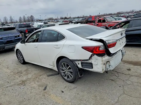 JTHBW1GG8H2136665 2017 LEXUS ES - Image 2