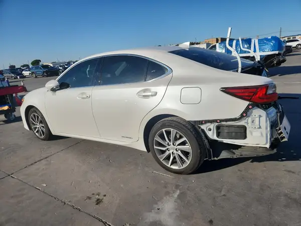 JTHBW1GG8H2145883 2017 LEXUS ES - Image 2