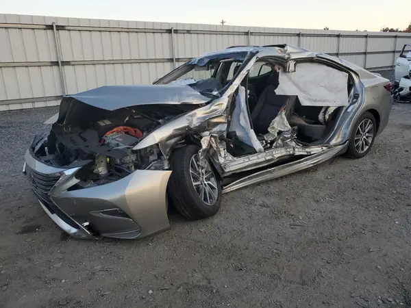 JTHBW1GG8J2177593 2018 LEXUS ES - Image 1