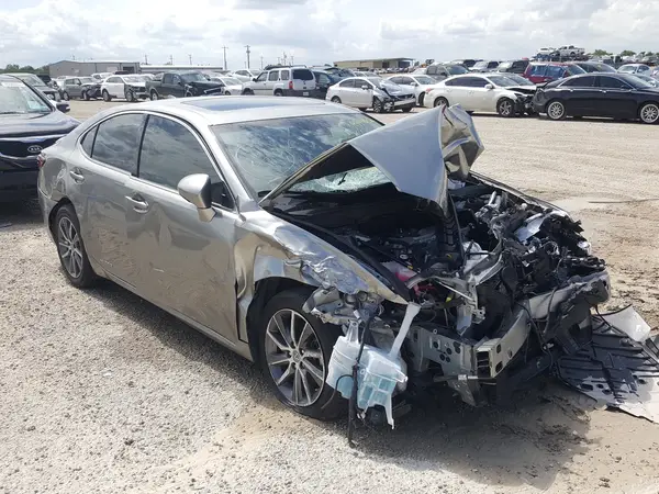 JTHBW1GG8J2193728 2018 LEXUS ES - Image 1