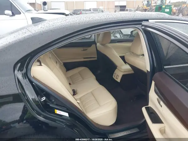 JTHBW1GG9G2106072 2016 LEXUS ES - Image 8