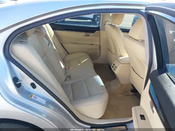 JTHBW1GG9G2118920 2016 LEXUS ES - Image 8