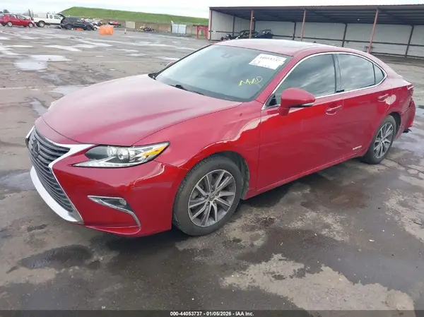JTHBW1GG9G2119677 2016 LEXUS ES - Image 2