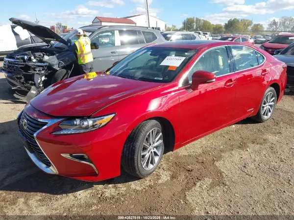 JTHBW1GG9G2120294 2016 LEXUS ES - Image 2