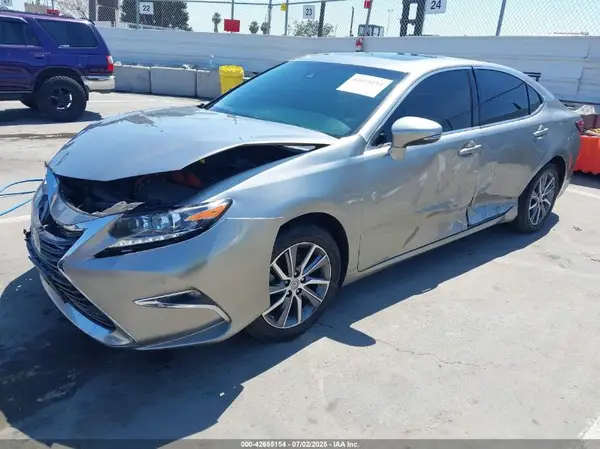 JTHBW1GG9G2123129 2016 LEXUS ES - Image 2