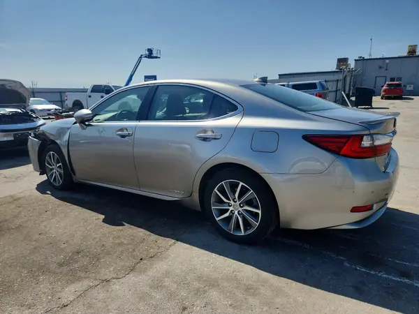 JTHBW1GG9G2131876 2016 LEXUS ES - Image 2