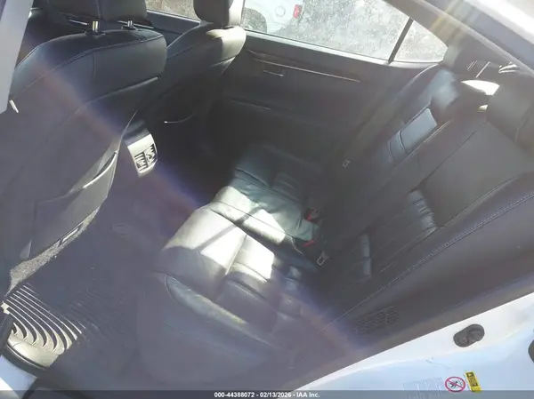 JTHBW1GGXG2104797 2016 LEXUS ES - Image 8