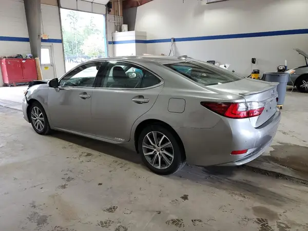 JTHBW1GGXG2106078 2016 LEXUS ES - Image 2