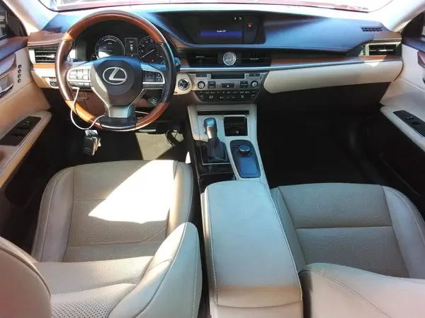 JTHBW1GGXG2109658 2016 LEXUS ES - Image 8