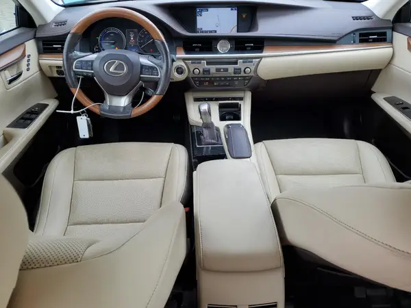 JTHBW1GGXG2112673 2016 LEXUS ES - Image 8