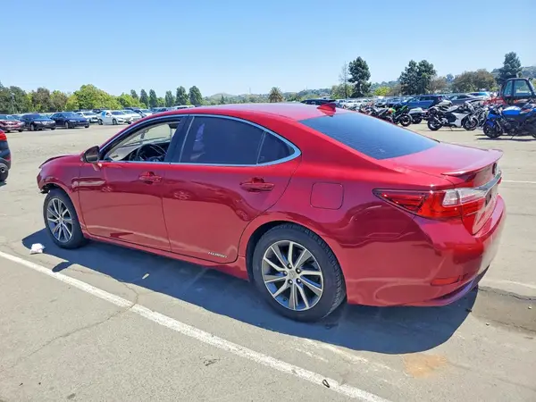 JTHBW1GGXG2117369 2016 LEXUS ES - Image 2