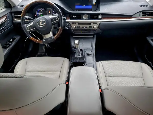 JTHBW1GGXG2119459 2016 LEXUS ES - Image 8