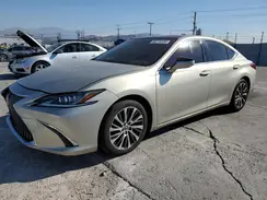JTHBZ1B10K2002041 2019 LEXUS ES