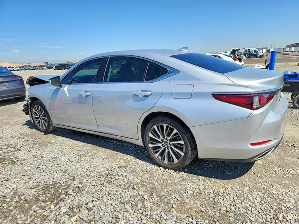 JTHBZ1B11K2005160 2019 LEXUS ES - Image 2