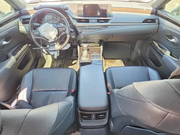JTHBZ1B11K2005160 2019 LEXUS ES - Image 8