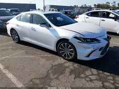 JTHBZ1B13K2000509 2019 LEXUS ES