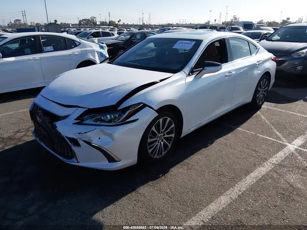 JTHBZ1B13K2000509 2019 LEXUS ES - Image 2