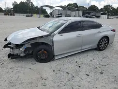 JTHBZ1B18K2002188 2019 LEXUS ES
