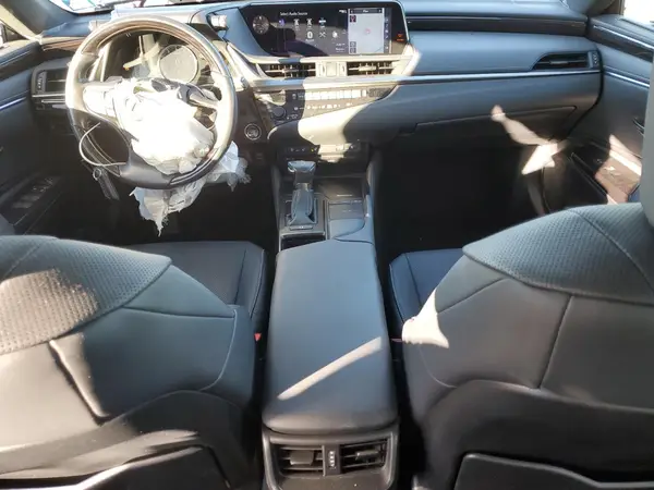 JTHBZ1B18K2002255 2019 LEXUS ES - Image 8