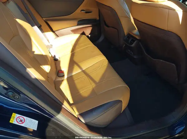JTHBZ1B18K2005222 2019 LEXUS ES - Image 8
