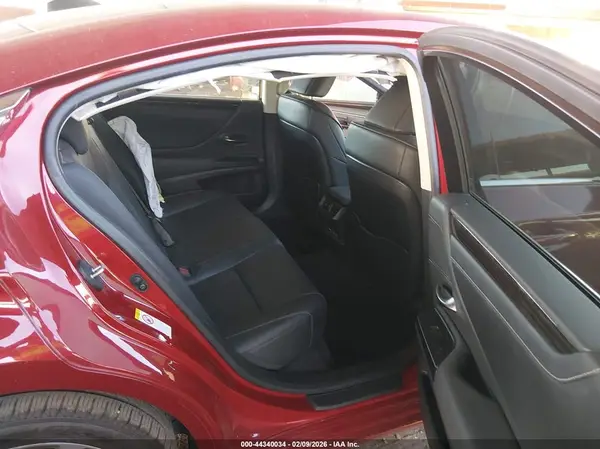 JTHBZ1B19K2003382 2019 LEXUS ES - Image 8
