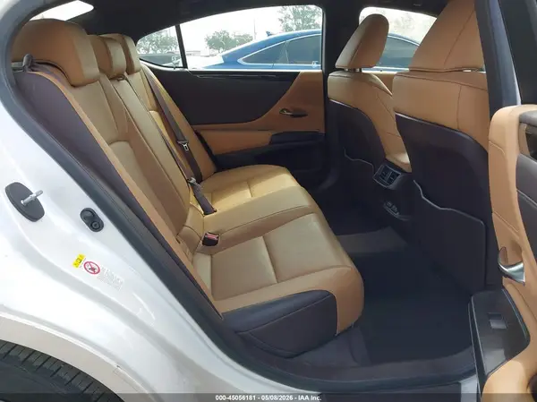 JTHBZ1B19K2003883 2019 LEXUS ES - Image 8