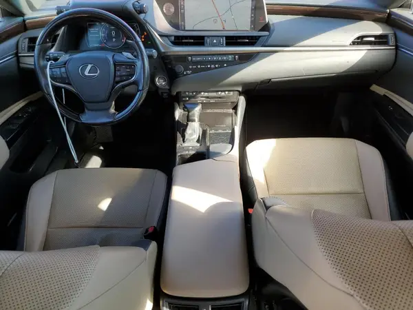 JTHBZ1B1XK2001723 2019 LEXUS ES - Image 8