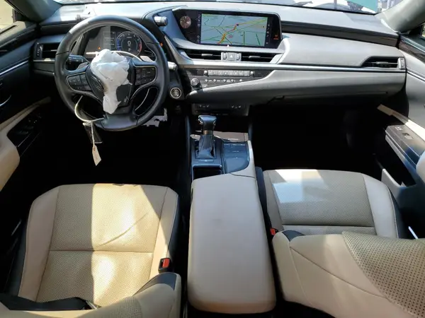 JTHBZ1B1XK2004024 2019 LEXUS ES - Image 8