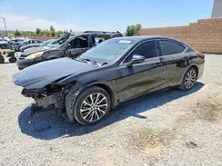 JTHBZ1B1XK2004590 2019 LEXUS ES
